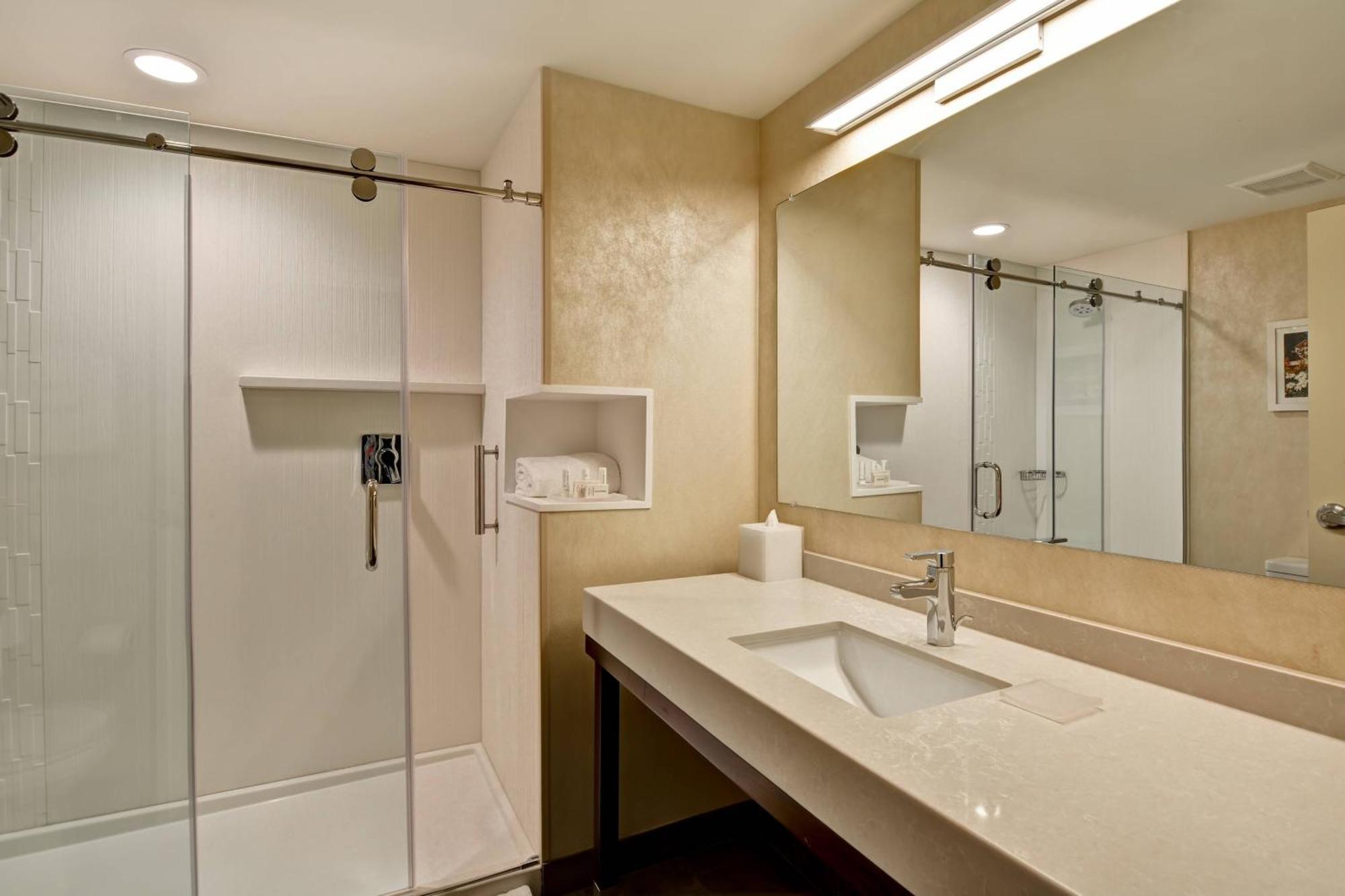 Hotel Courtyard By Marriott Long Island Islip/Courthouse Complex Central Islip Exterior foto